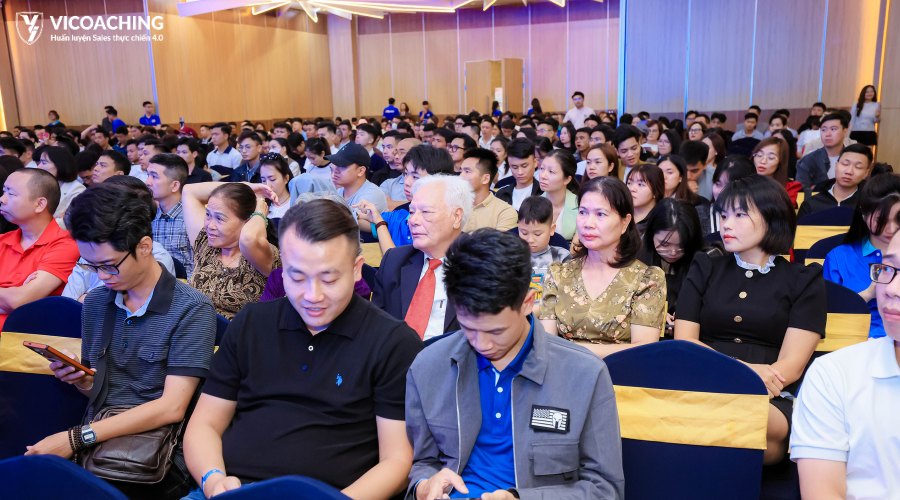 Bùng nổ doanh thu 2025 – Chiến lược bán hàng đa nền tảng